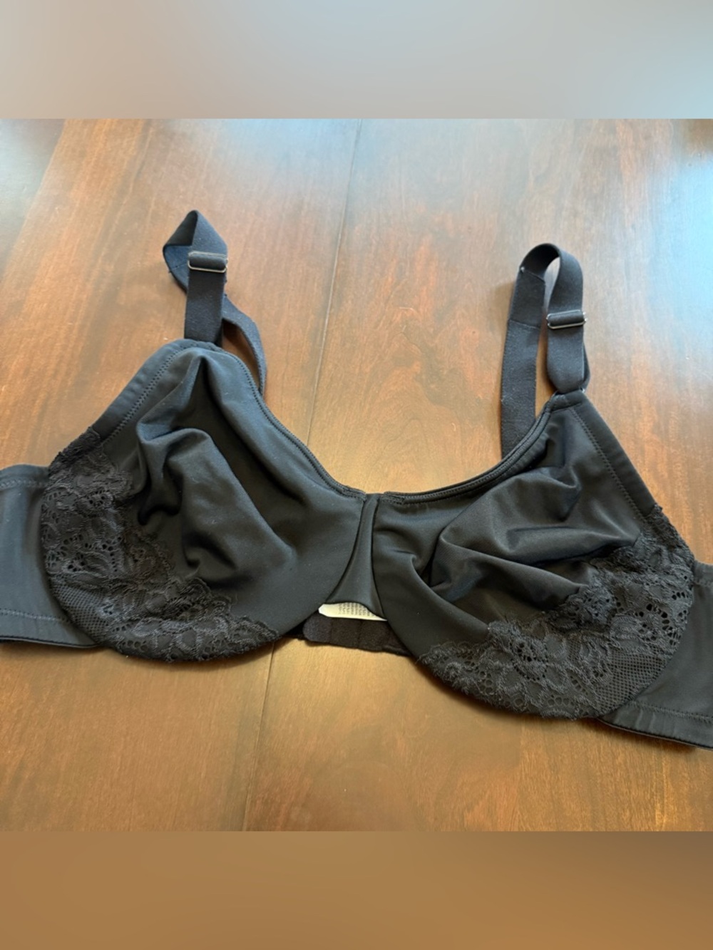 Olga Bra 40C Black Underwire lightly lined
